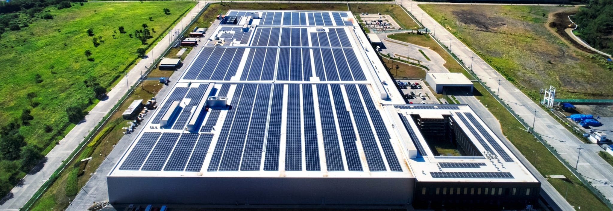Clenergy Rooftop PV-ezRack SolarRoof 4.77mw Solar Project in Batangas-Philippines